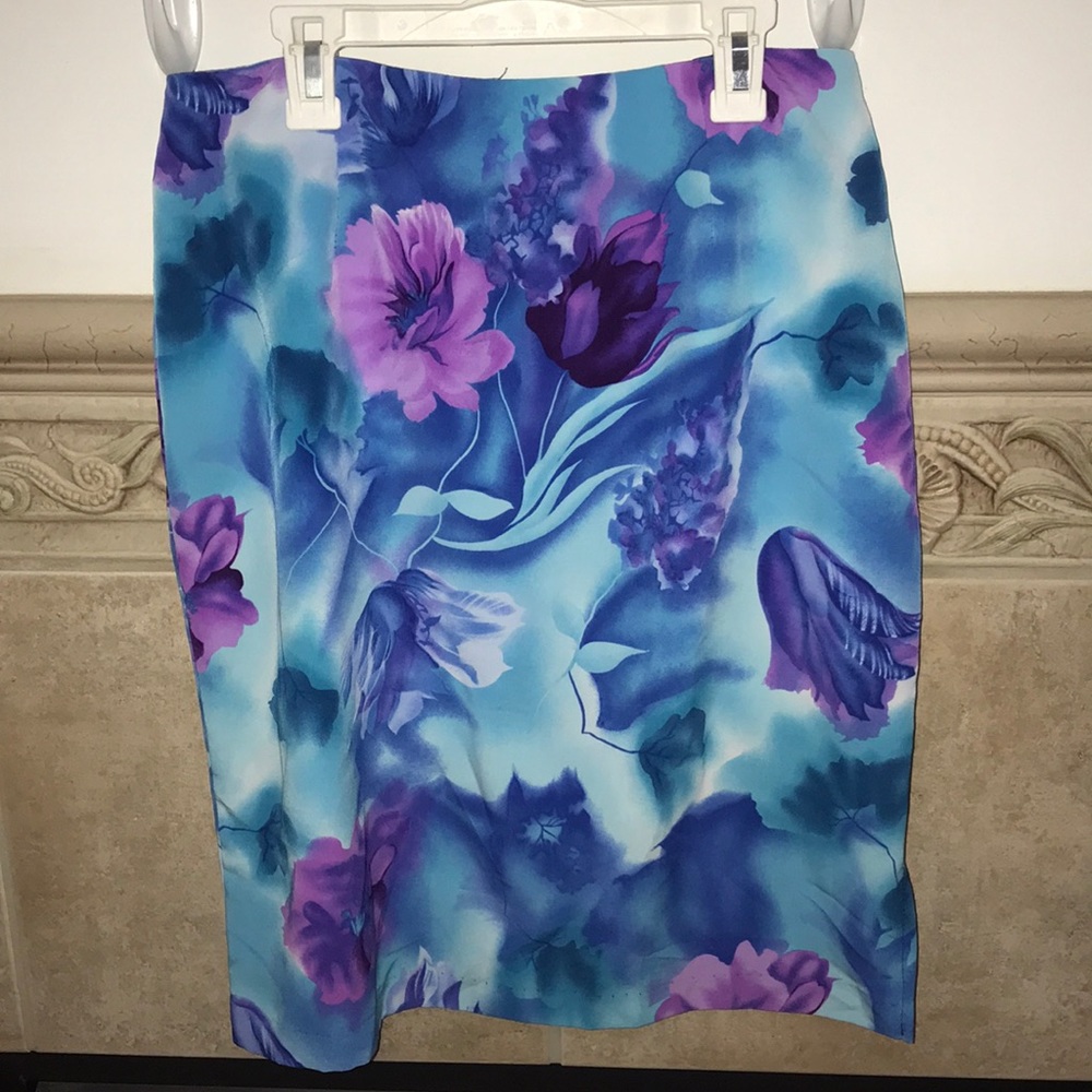 Floral pencil skirt